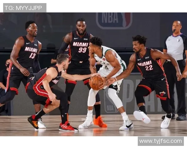 雄鹿与热火精彩对决全场回放回顾分析与精彩瞬间重温